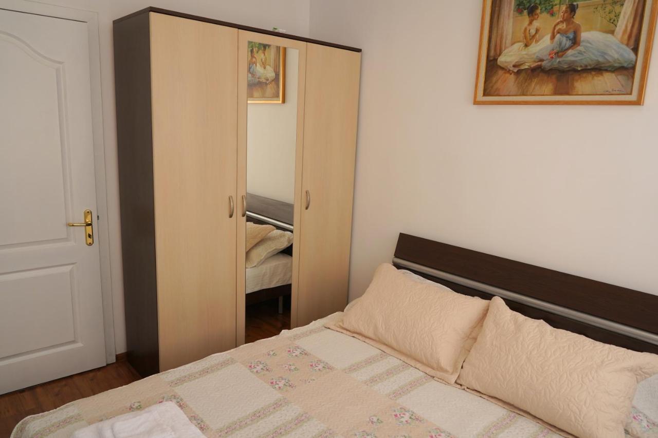 Shushi'S 1 Bedroom Central Apartment 普罗夫迪夫 外观 照片