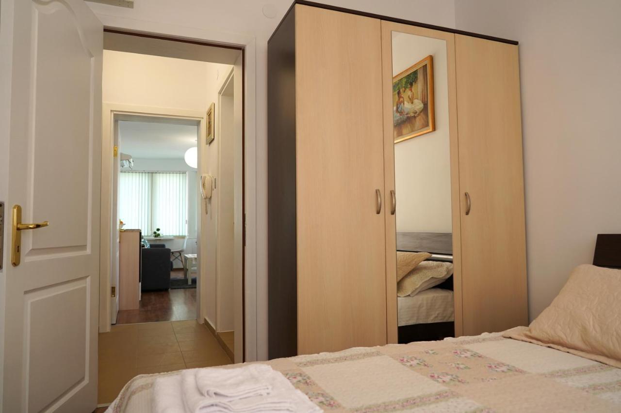 Shushi'S 1 Bedroom Central Apartment 普罗夫迪夫 外观 照片